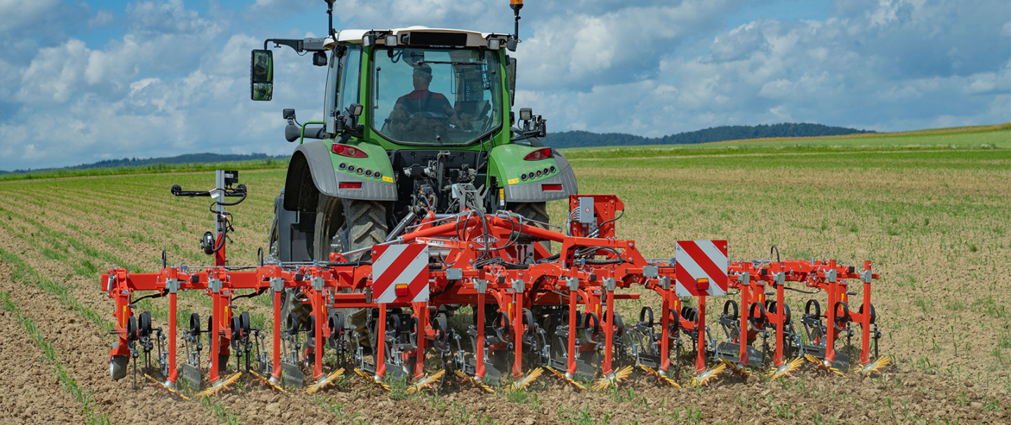 Foto de los dedos binadores del cultivador binador ROWLINER